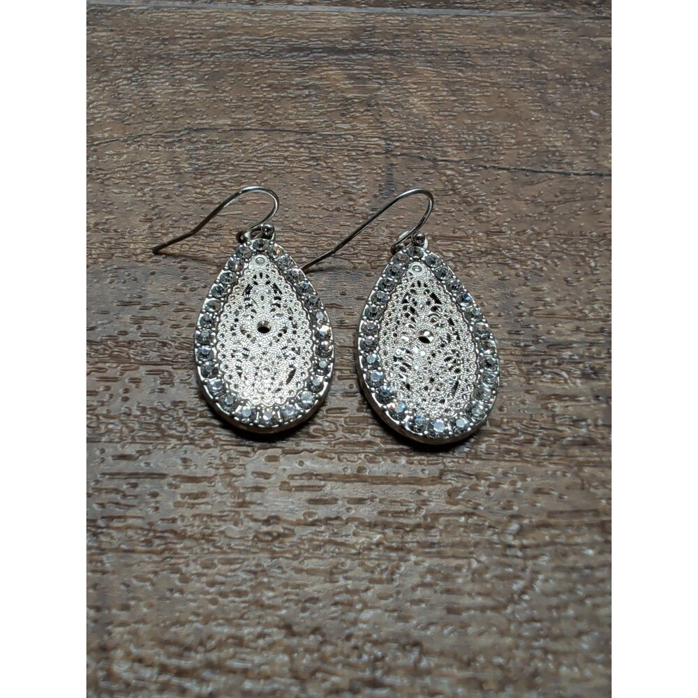 Vintage Filigree Teardrop Earrings Silver Tone Rhinestone Border Fish Hook Drop